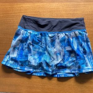 Lululemon running skirt size 2